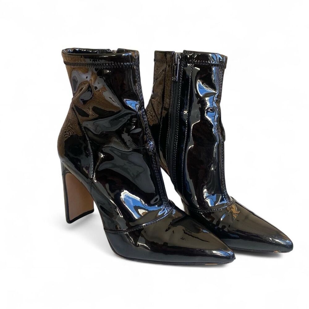 Jessica simpson Black patent leather ankle boots with pointed toe Size 7.5